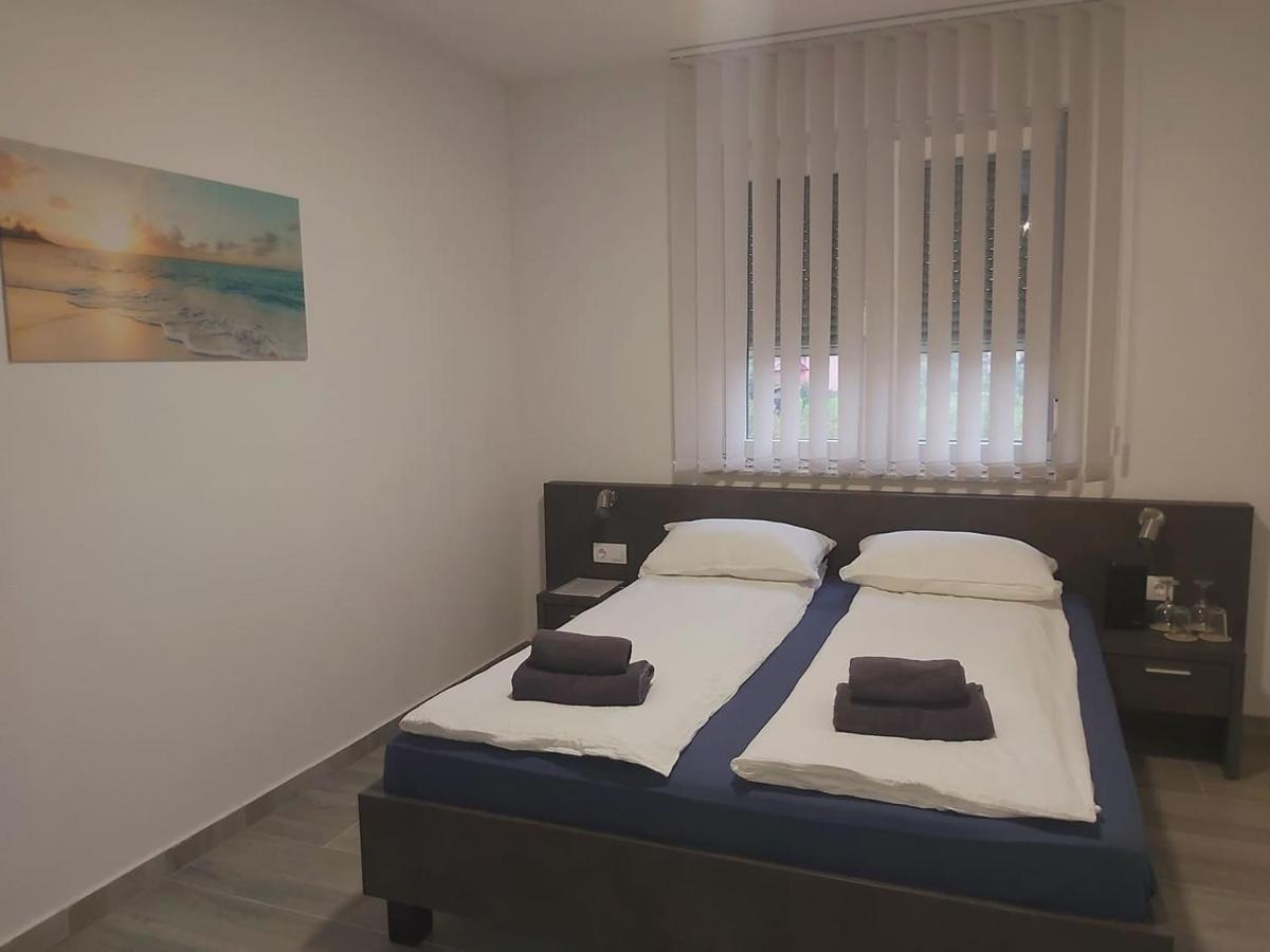 Gold Apartmani Kozarac Eksteriør bilde